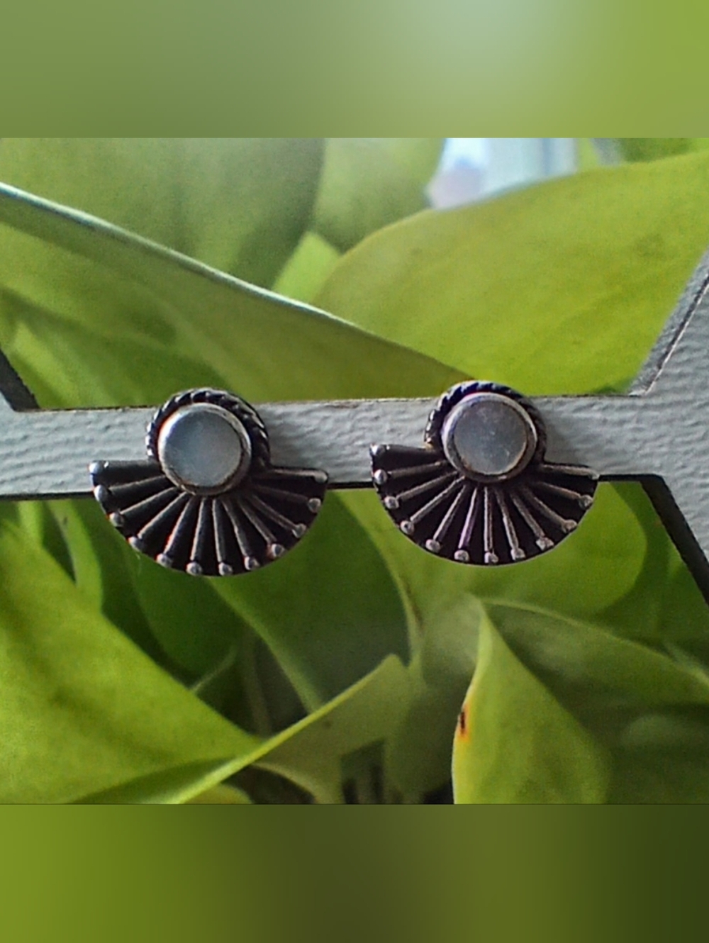 Sterling Silver Fan Sunburst Stud Earrings with Mother of Pearl/Moonstone Center